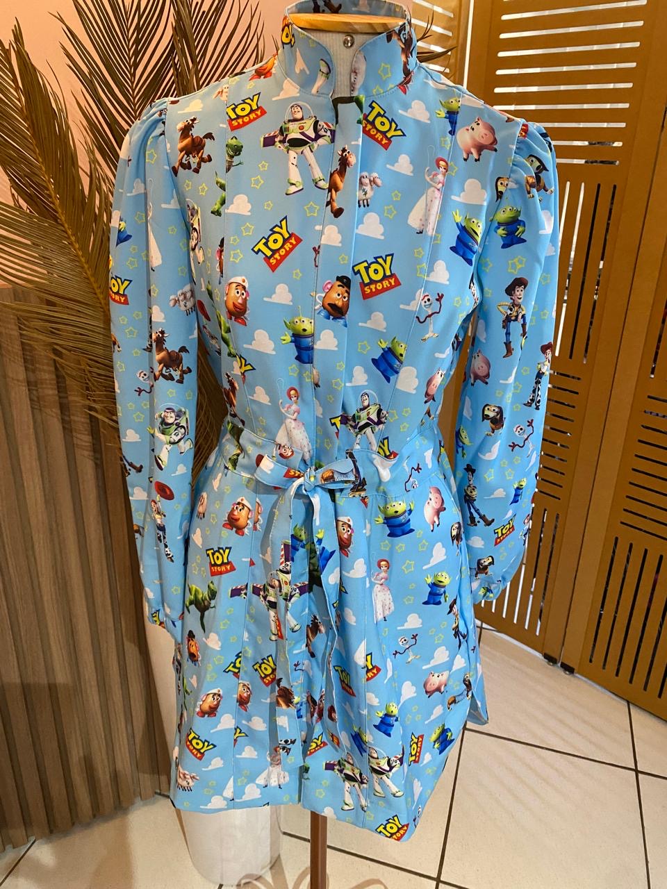 Jaleco LÓTUS estampado - Imagem 7